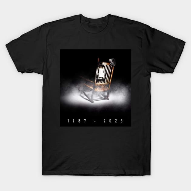 Empty chair 2023 T-Shirt by 404pageNotfound